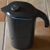 My new Peak Water filter jug, fresh out of the box.
