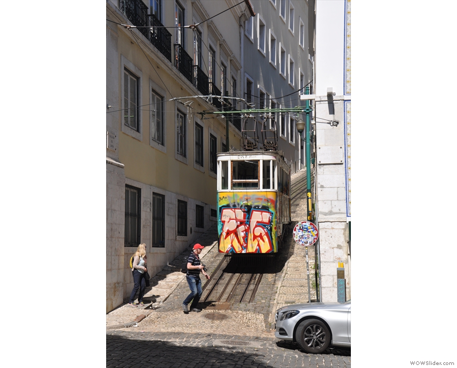 Not that this is anything to do with Fabrica, except that it's just up the street and shows just how steep/hilly Lisbon actually is.