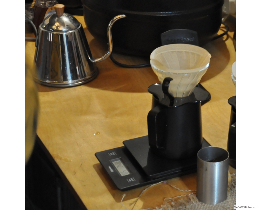 Meanwhile, over on the brew bar, Dave gets ready to go with a V60.
