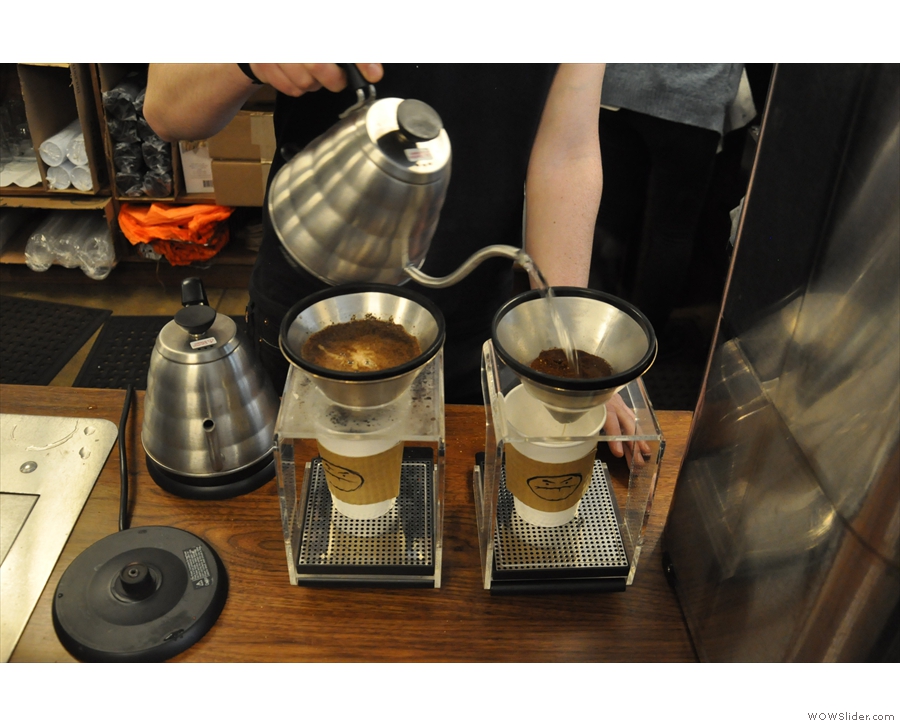 Café Grumpy uses Kone filters, with 28g of coffee. The right-hand one is just starting off...