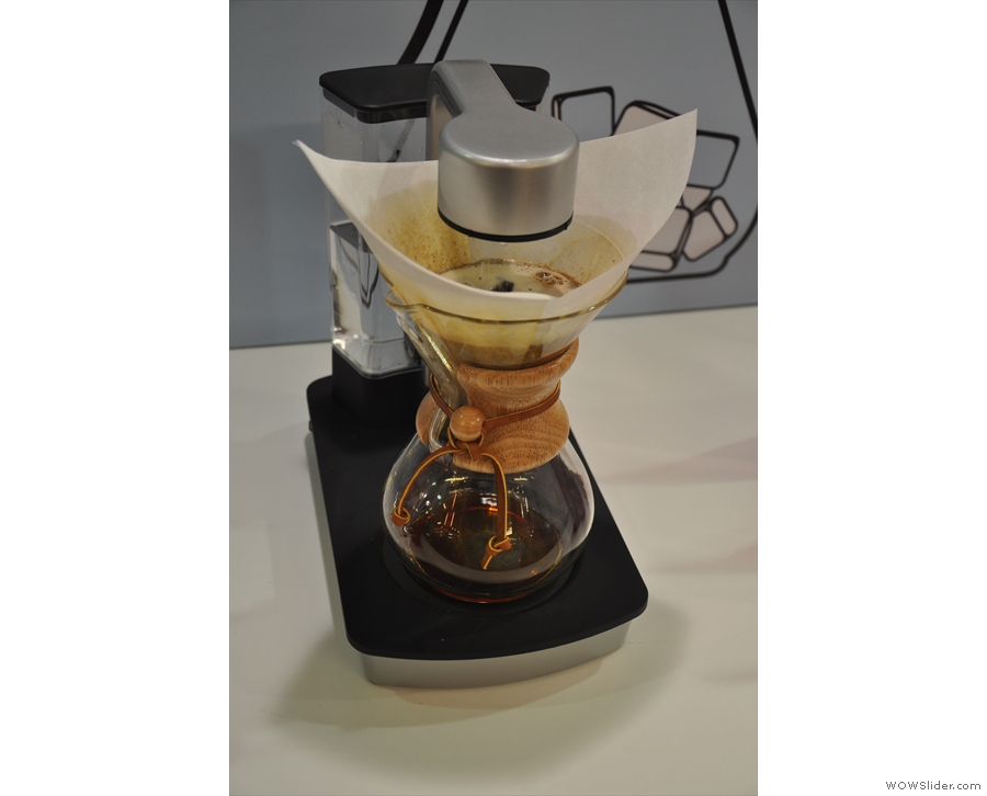 The coffee filters through the bottom, the Ottomatic pulses more water on top...