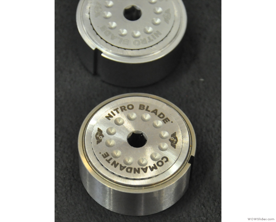 At the heart of the Comandante C-40 grinder is the nitro blade metal burr set.