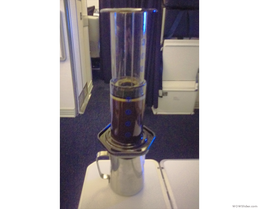 Once again, I'm not sure I'd recommend plunging an Aeropress at an economy seat!