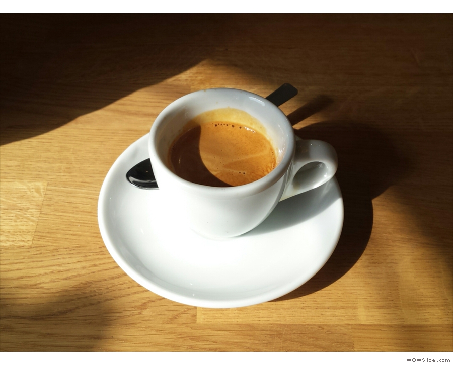 I was back a few days later for a shot of the Resolute espresso blend from Origin...