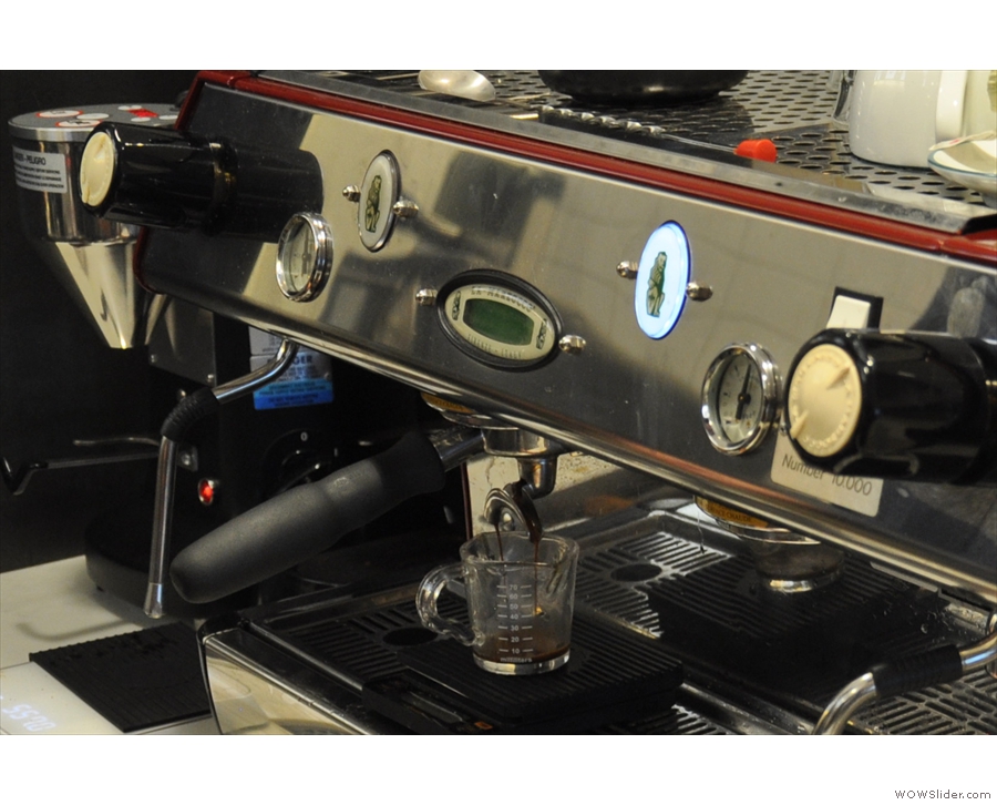 This is the view from the side. I love watching espresso extract, especially into glass.