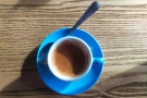 A very well-rounded coffee, it looked resplendent in its blue cup.