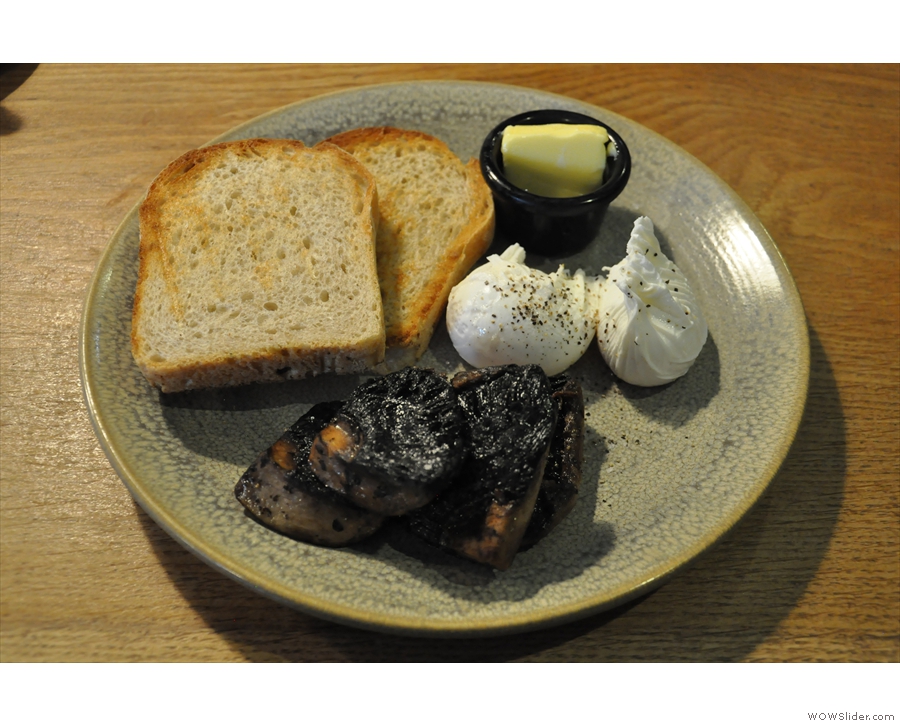 Breakfast on Saturday morning was poached eggs, sourdough toast & mushrooms...