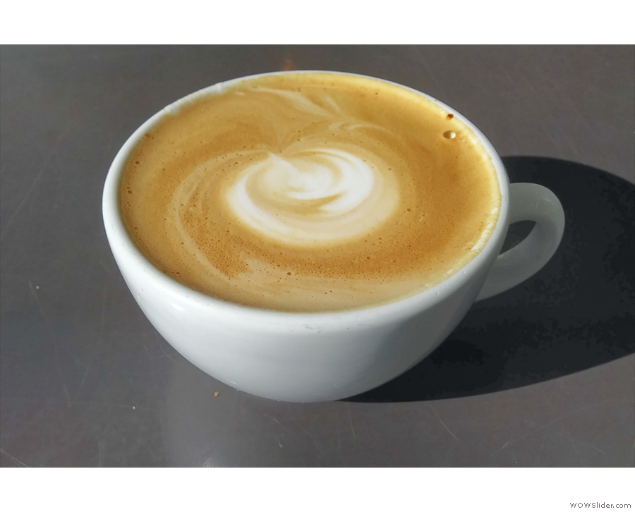 I started with a flat white, made with the Guatemalan Huehuetenango.