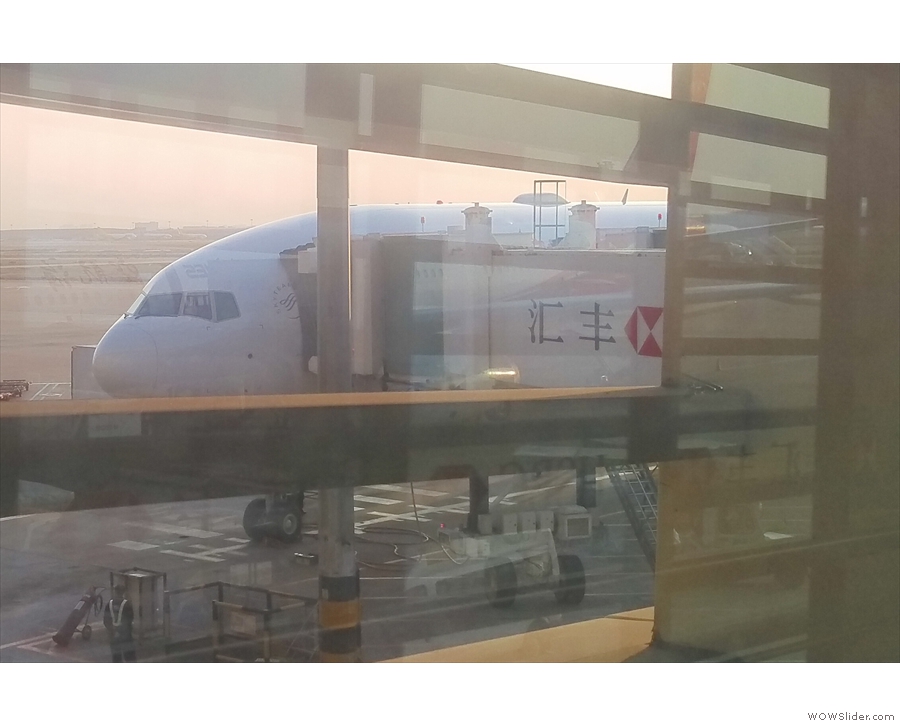 Time to say goodbye to my China Eastern Boeing 777, seen here on stand in Shanghai.
