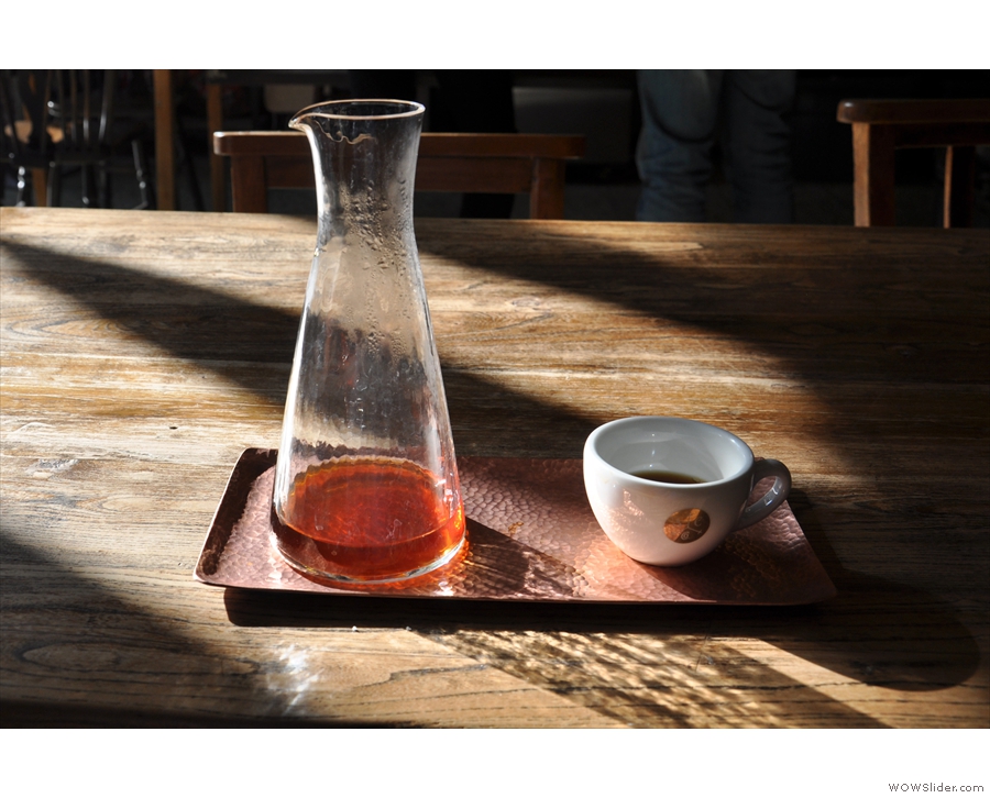 I loved the way that the coffee changed colour as the volume in the beaker went down.