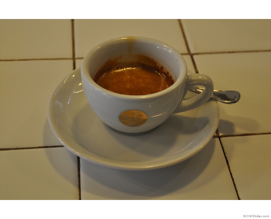 I followed my pour-over with a one-and-one (split shot). Here's the espresso component...