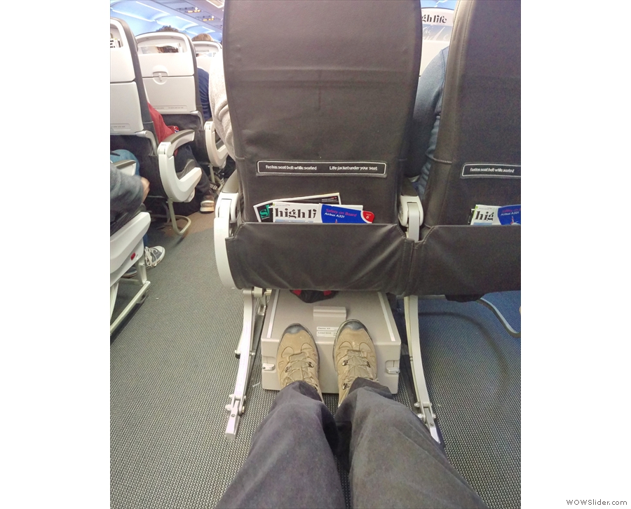 Behold my legroom! I like this seat!