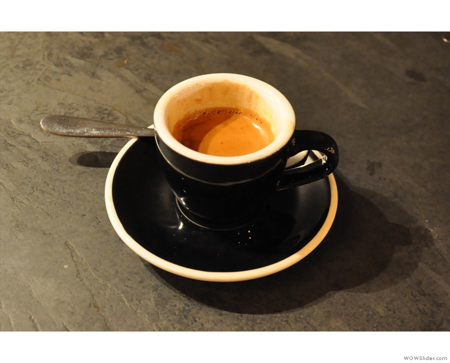 I'd not had the 200 Degrees Indonesian single-origin espresso before, so decided to try it.