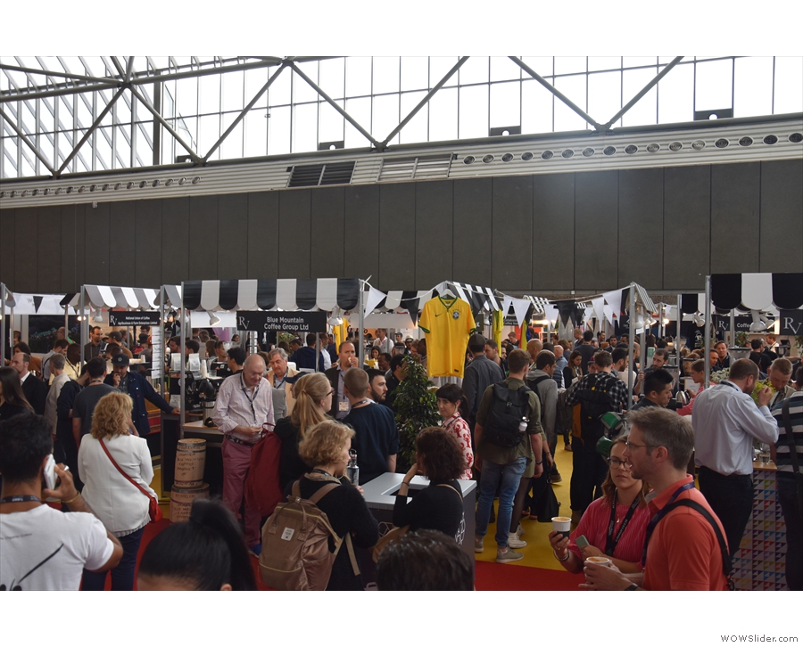It felt a little like organised chaos, the crowds reminding me of London Coffee Festival.