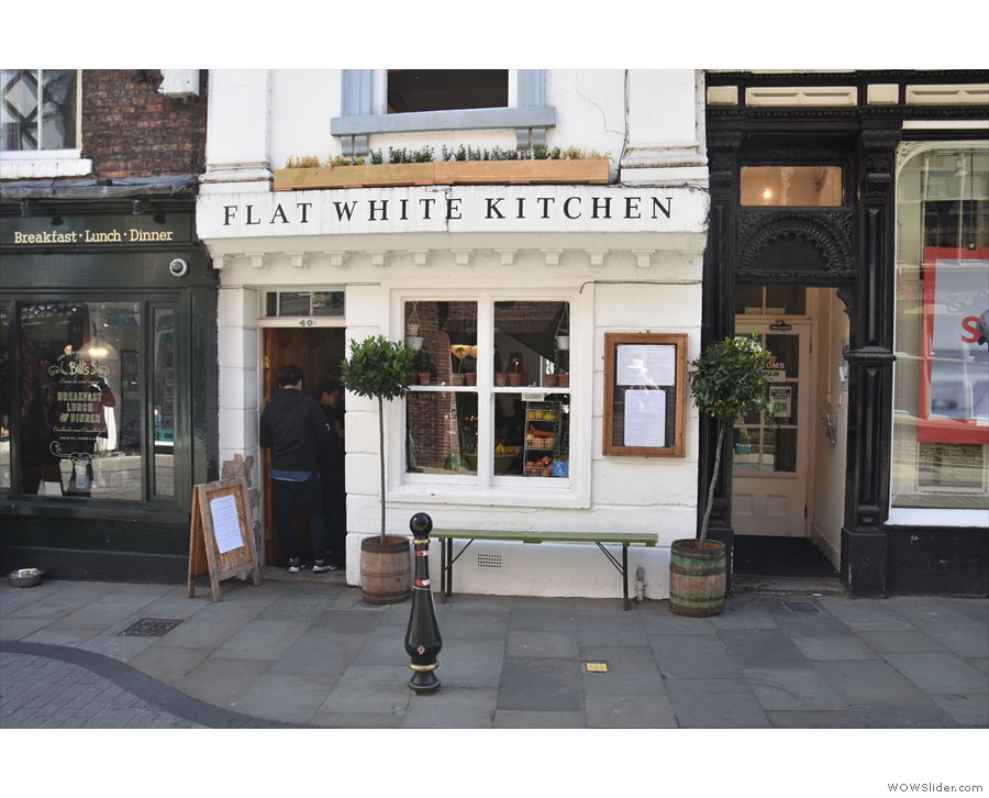 ... where you'll find the 2nd Flat White, Flat White Kitchen. Yes, that's a queue in the door.