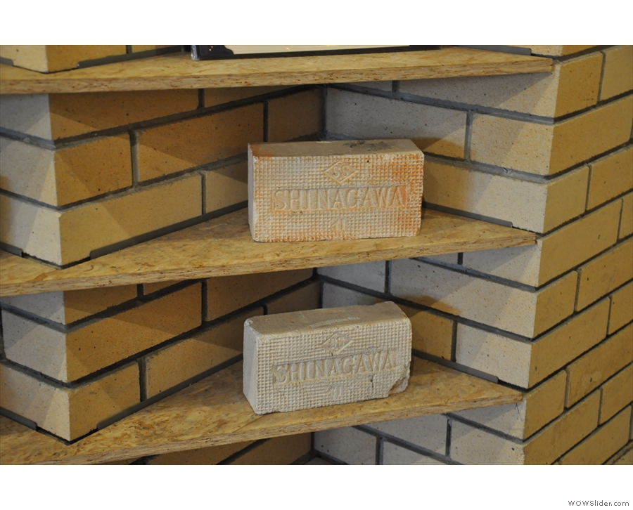 ... and for these Shiniagawa bricks which I was very taken with.