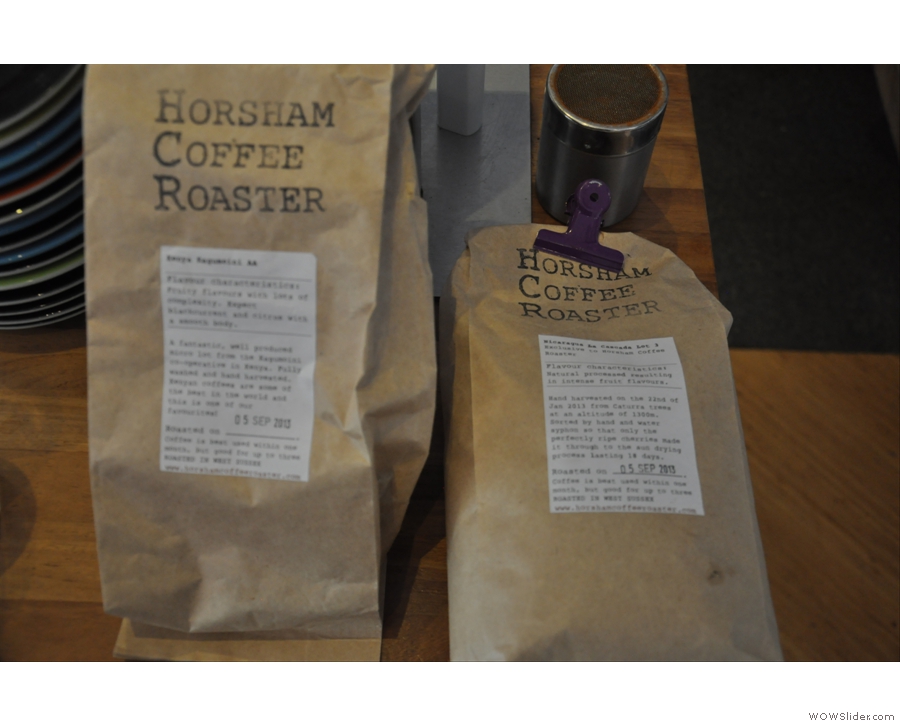 I was offered a choice of two of the Barista's favourite coffees from Horsham. The one I turned down (Nicaragua La Cascada, on the right) sounded way too fruity for my palette!