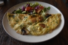 I was also there for a late lunch, enjoying a cheese, mushroom and spinach omelette...