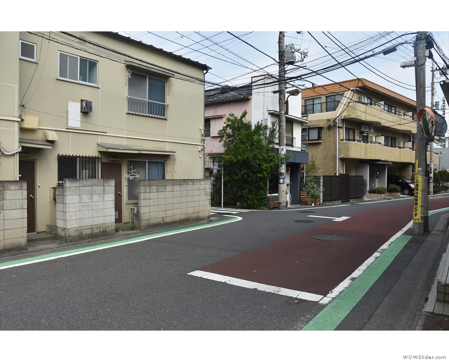 A quiet, residential street in Meguro. Not where you'd expect to find a third-wave roaster.