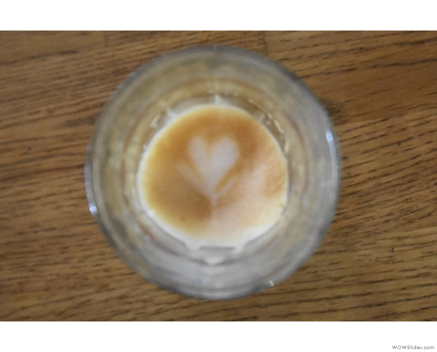I'll leave you with the awesome lasting power of the latte art in my piccolo.