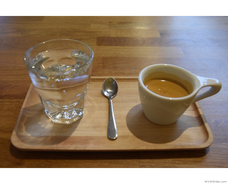 Once again, I tried the espresso, this time a Usulatan from El Salvador.