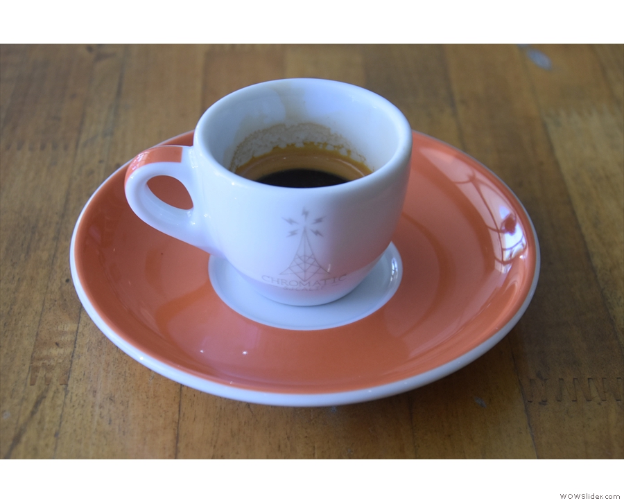 ... and the espresso itself (the single-origin Kunjin from Papua New Guinea)...