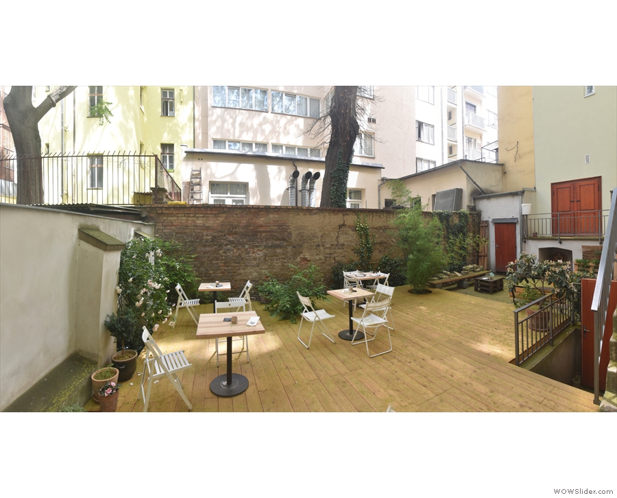 Meanwhile, here's a panoramic view from the left-hand corner. The decking extends to...