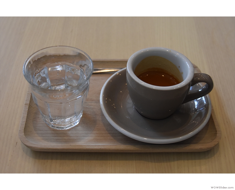 I started off with an espresso, served in a classic cup on a tray, glass of water on the side.