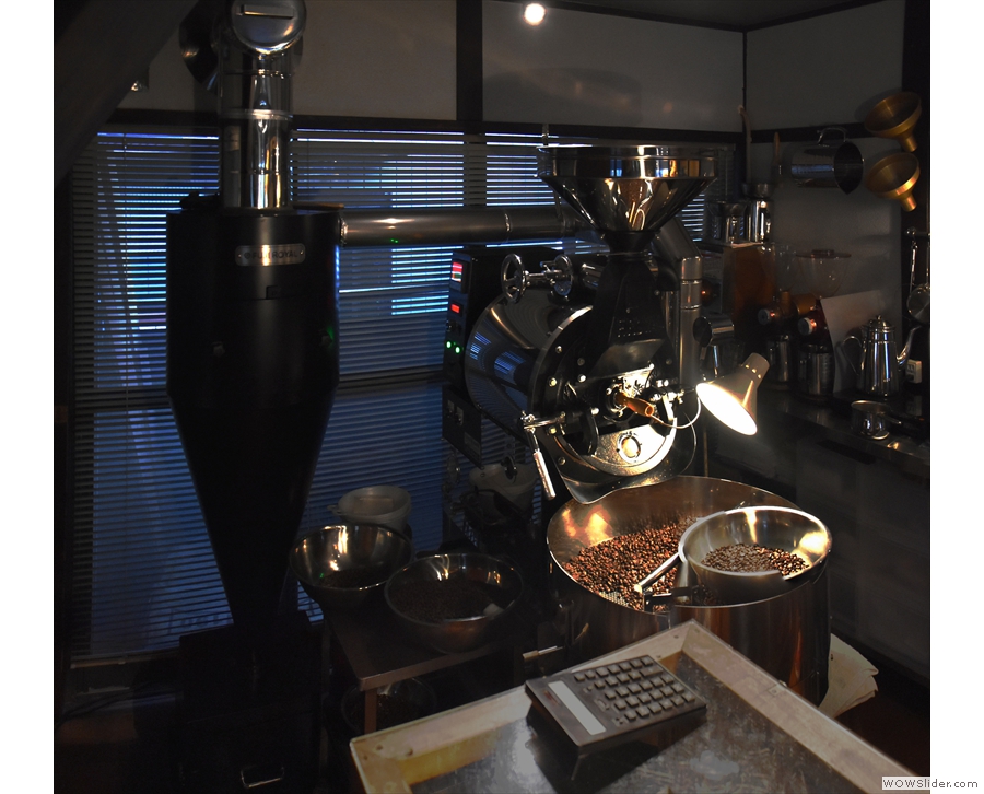Meanwhile, behind the counter to the left is the heart of the operation: a Fuji Royal roaster.