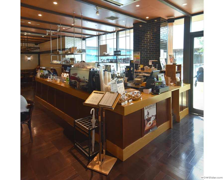 After the retail section, the coffee shop proper starts with the counter on the right...