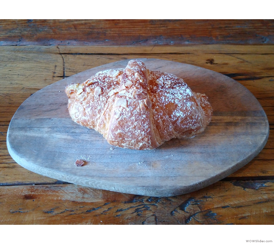 I'll leave you with the excellent almond croissant that I paired it with.