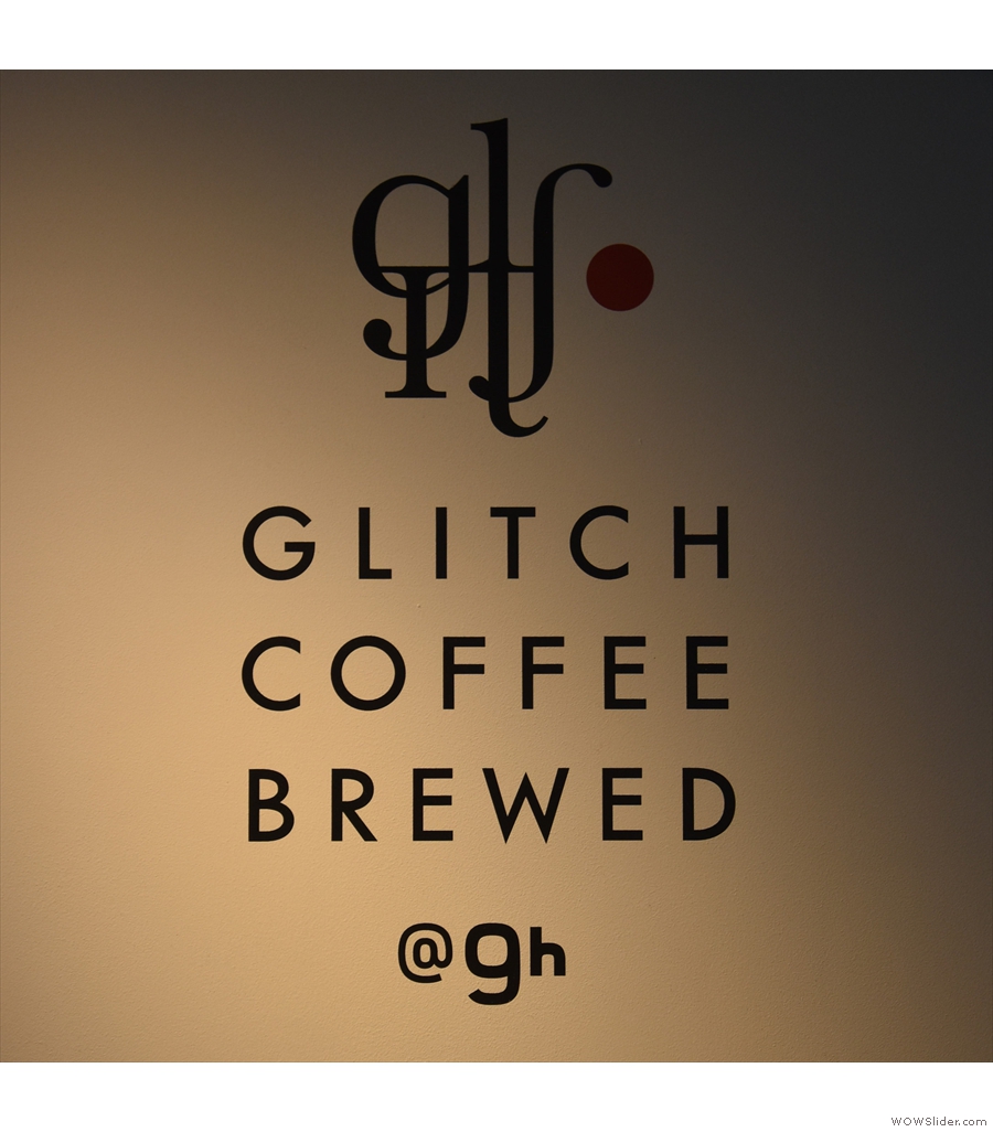 Glitch Coffee Brewed @ 9h, excellent coffee in a capsule hotel in Tokyo.