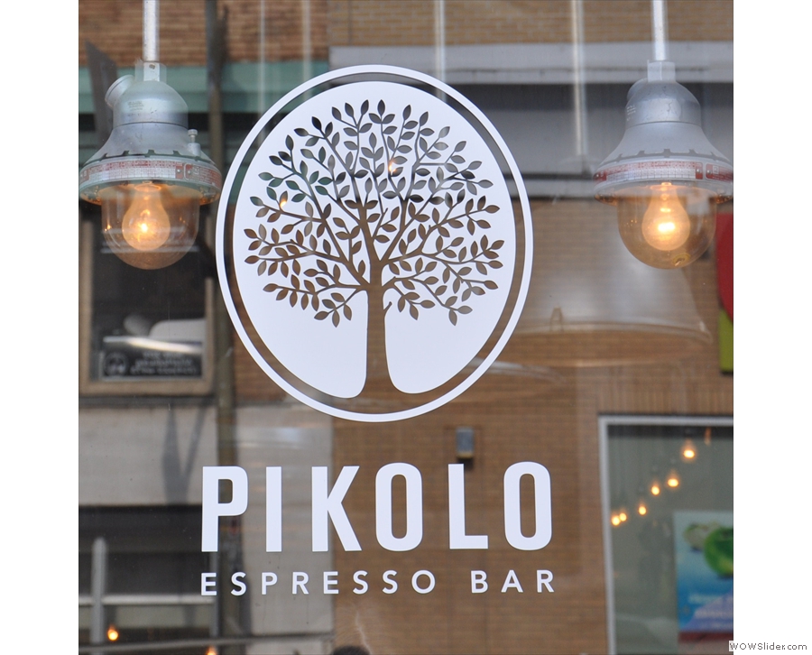 Pikolo Espresso Bar in Downtown Montréal