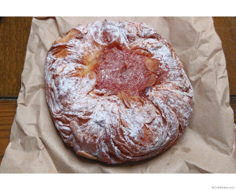 Finally, I'll leave you with the last plum and almond Danish pastry, which we took with us!