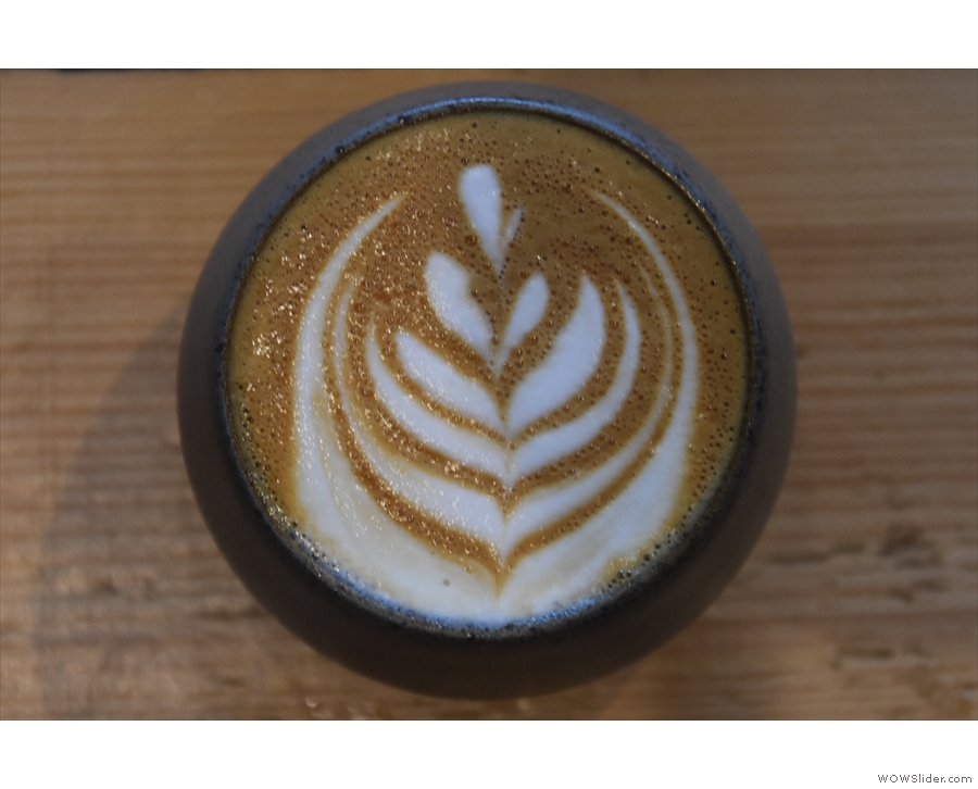 Amanda's flat white used the Dark Horse blend and was served in a lovely, handleless cup.