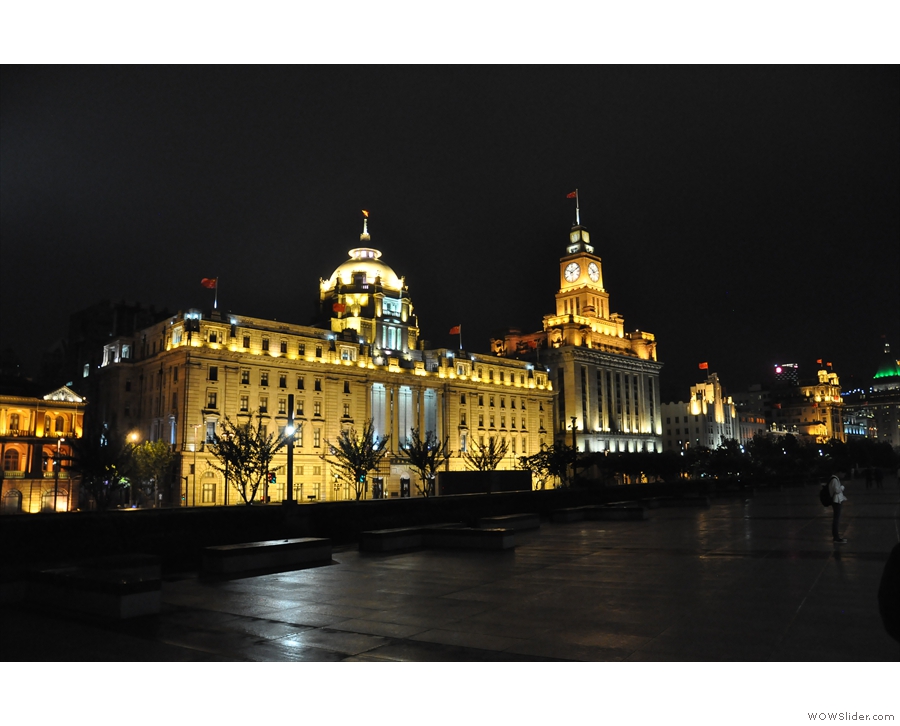 In constrast, the colonial architecture on the Bund was more restrained...