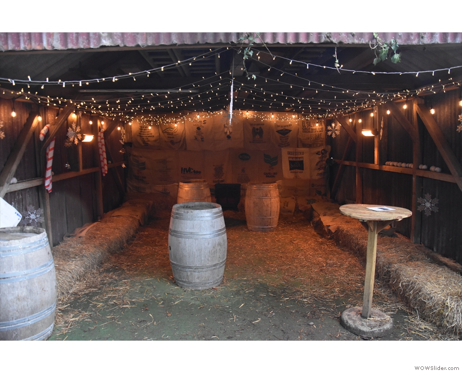 I went for the cosy warmth of the barn, which has straw bales for seats along the walls...