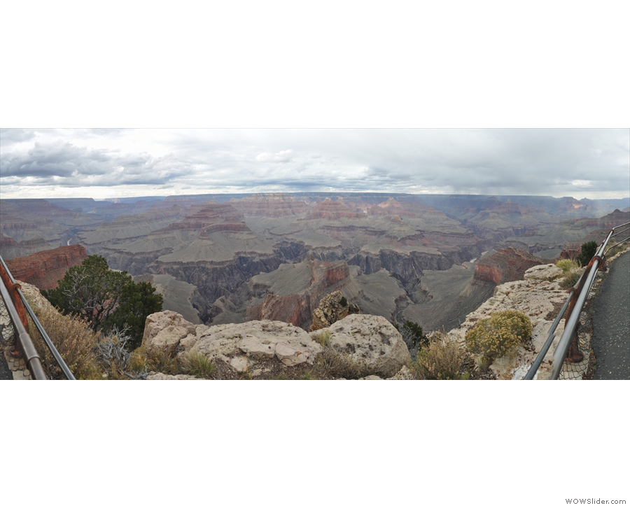 A panorama from Hopi Point looking north.