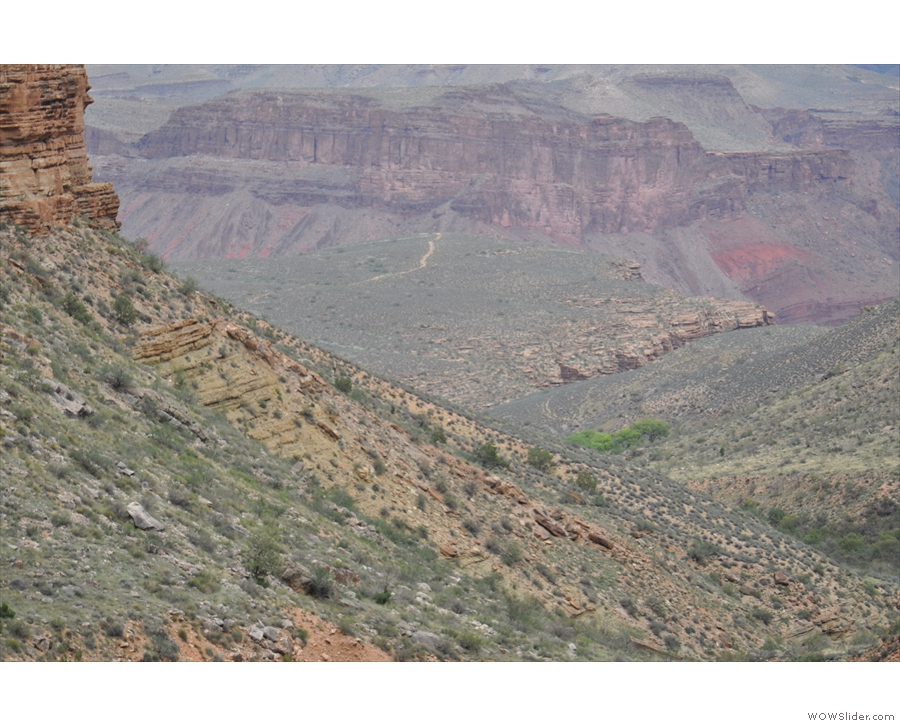 ... while beyond that is Plateau Point, my ultimate destination (if I have time).