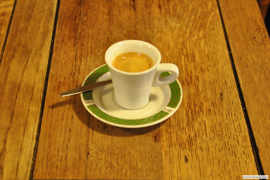 What a lovely espresso and in such a lovely cup and saucer. It would be a shame to knock it over...