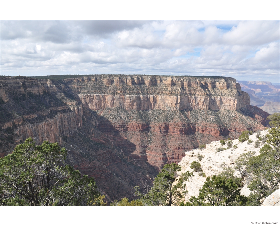 ... while further along you can see Bright Angel Trail descending from the South Rim.