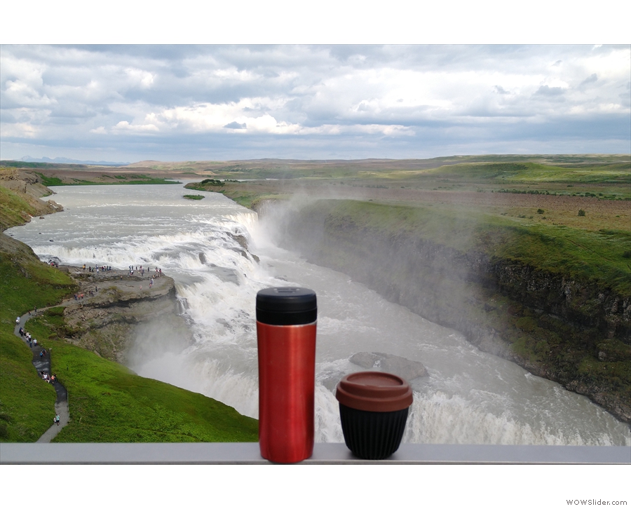 Another perfect spot for coffee, even if it does get in the way of the view.