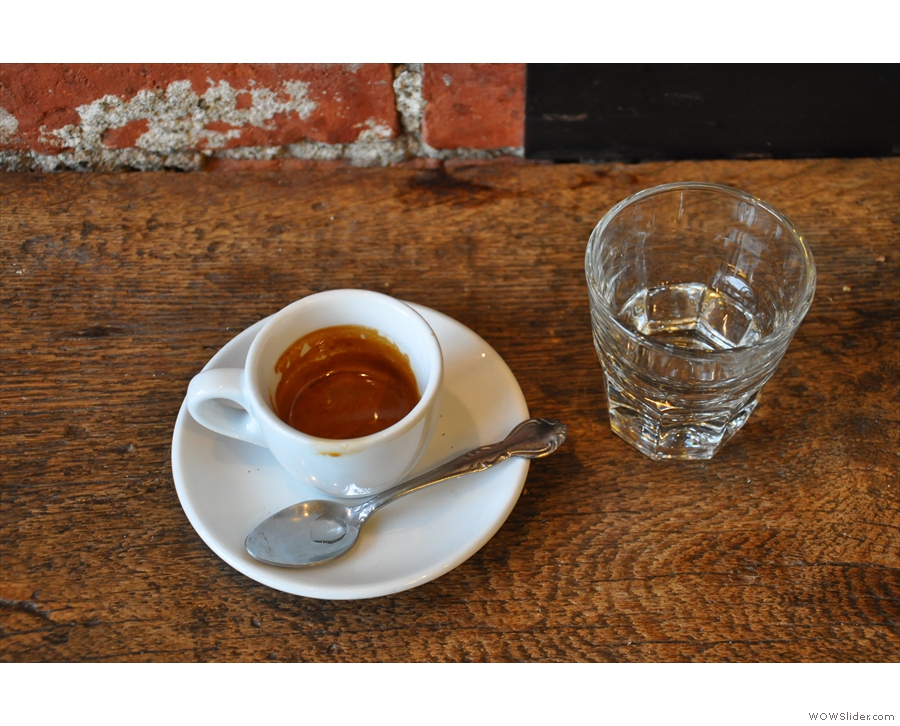 More coffee options here: this espresso came from Pavement Coffeehouse on Boylston.