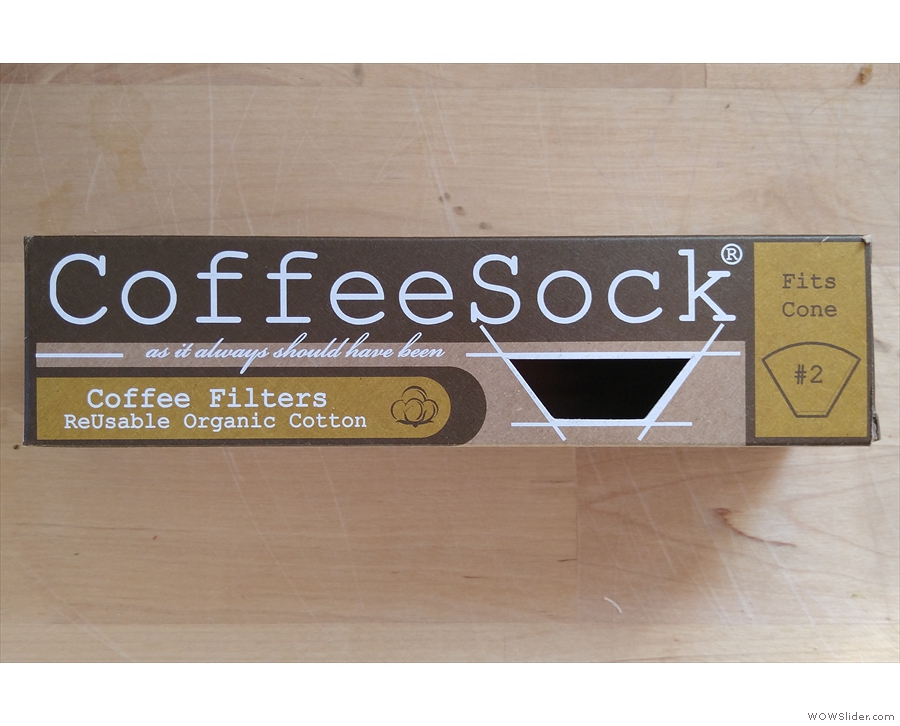 CoffeeSocks come in pairs and are made of 100% organic cotton.