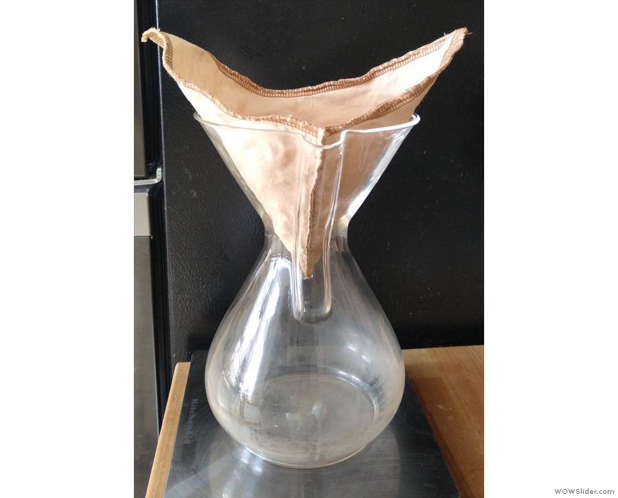 Finally, on my return to Amanda's last week, I discovered that she had bought a Chemex!