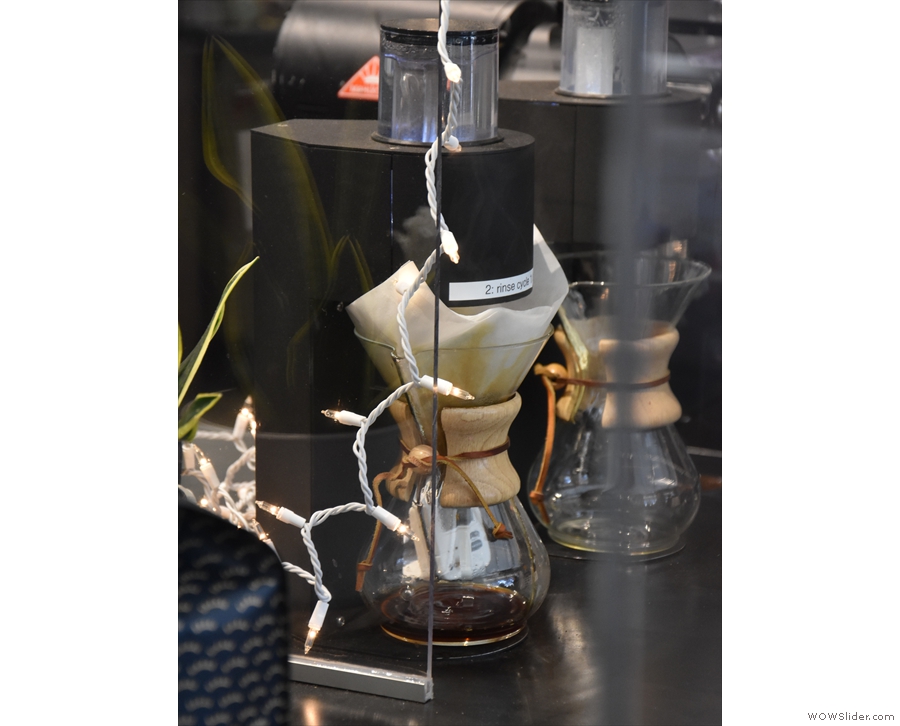 ... at the SP9s, which use the Chemex to make pour-overs.