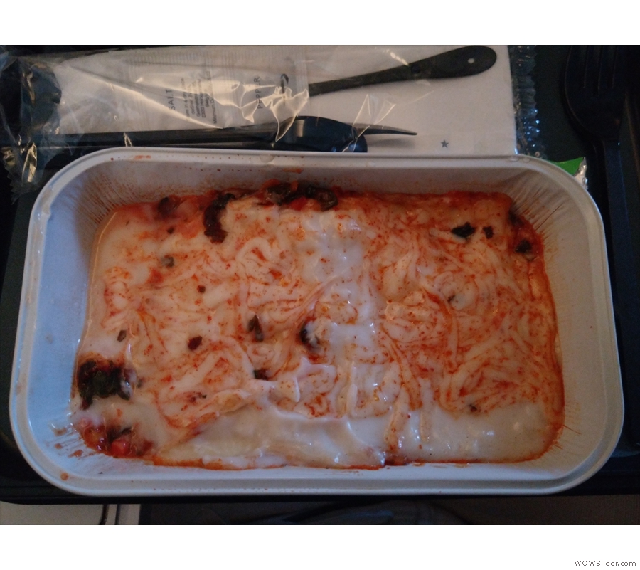 I had a fine vegetarian lasagne, which was far better than my poor photo made it look!