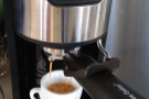 Using the Coffee Gator is simple though: attach the portafilter and turn the dial!