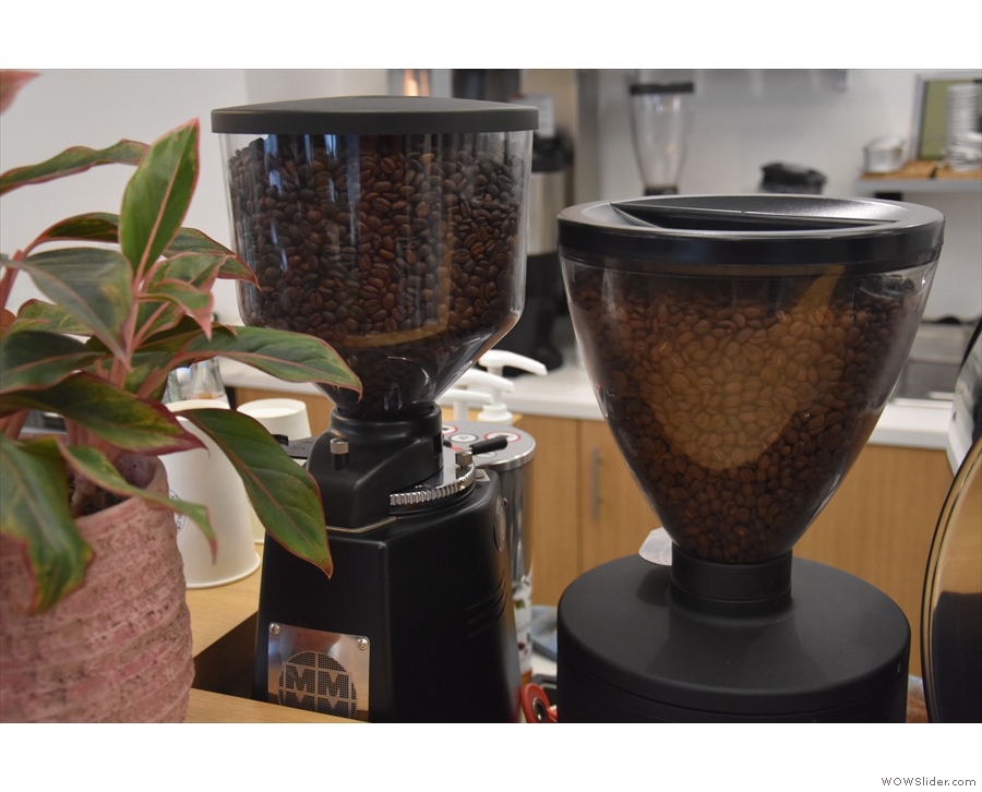 The espresso and filter both use the same bespoke blend (right) or decaf (left)...