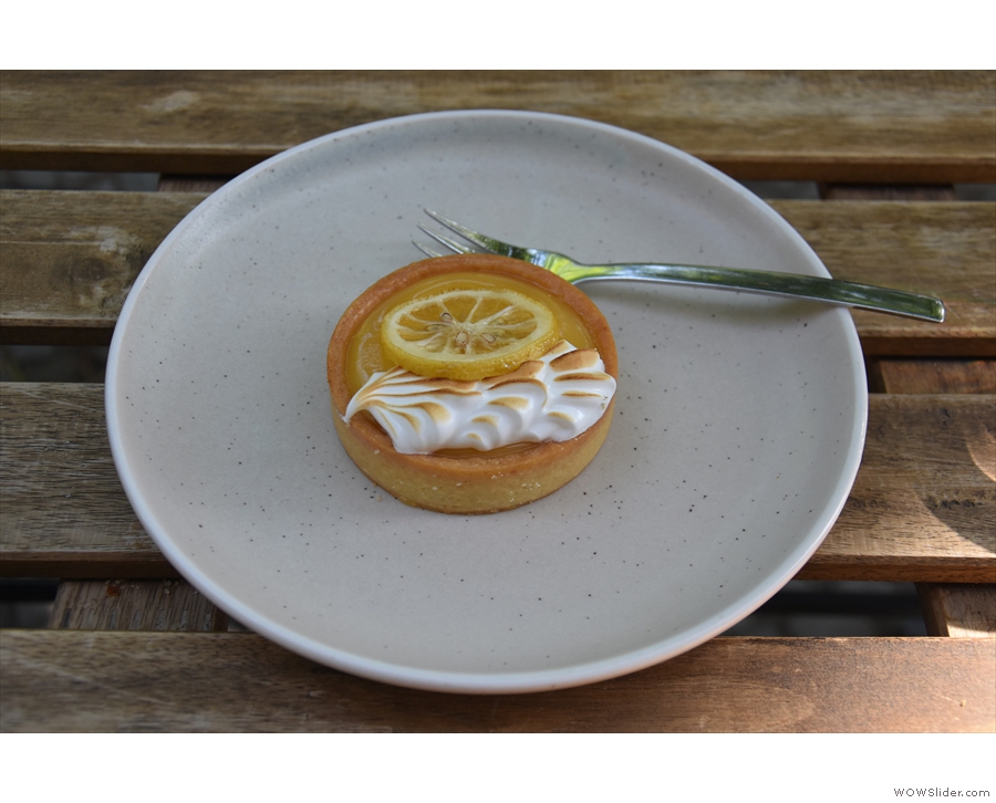 ... here's the last lemon tart of the day. It was excellent by the way.